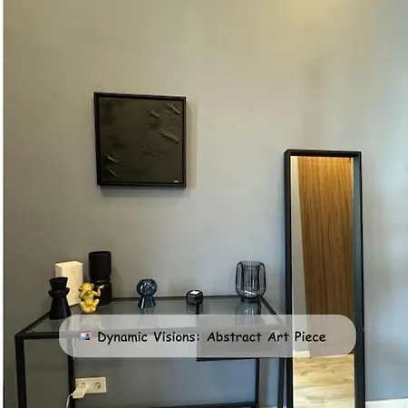 Newly New York Designed 3 Bedroom